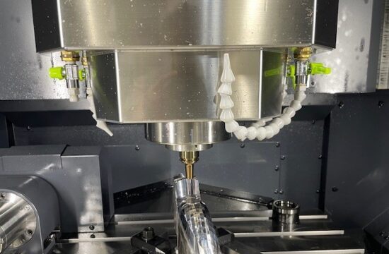協栄金型工業(株)